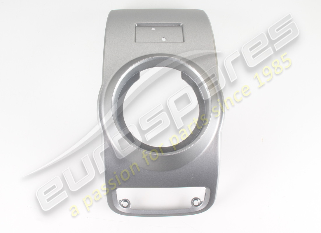 new ferrari rh air outlet plate. part number 67796810 (2)