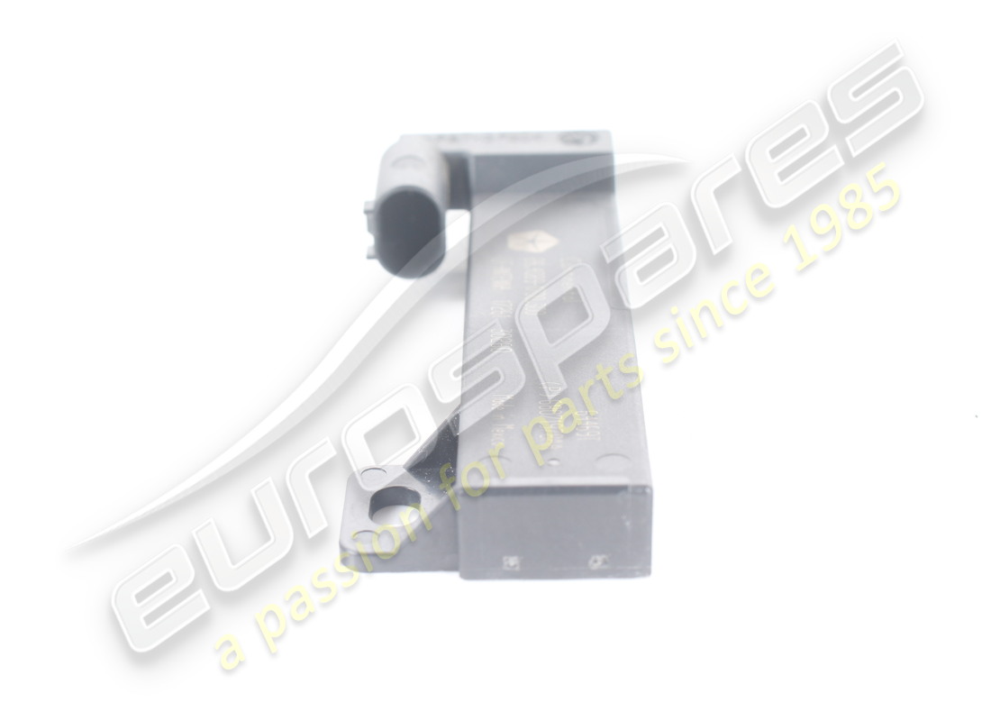 used maserati am/fm1 antenna amplifier. part number 670106193 (2)