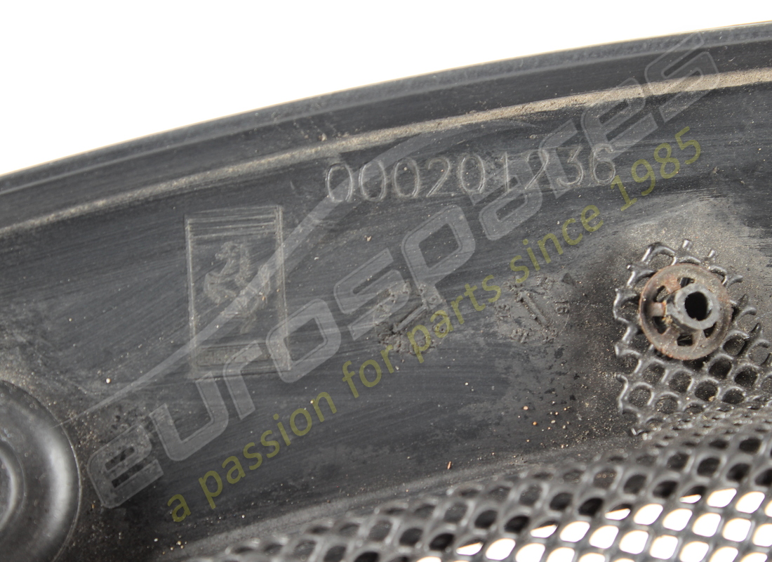 used ferrari lh lid grille. part number 85707800 (3)