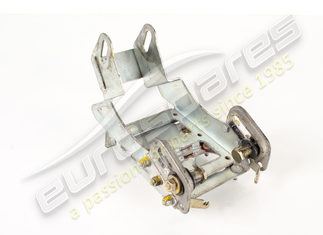 USED Ferrari COLUMN SUPPORT BRACKET . PART NUMBER 180324 (1)