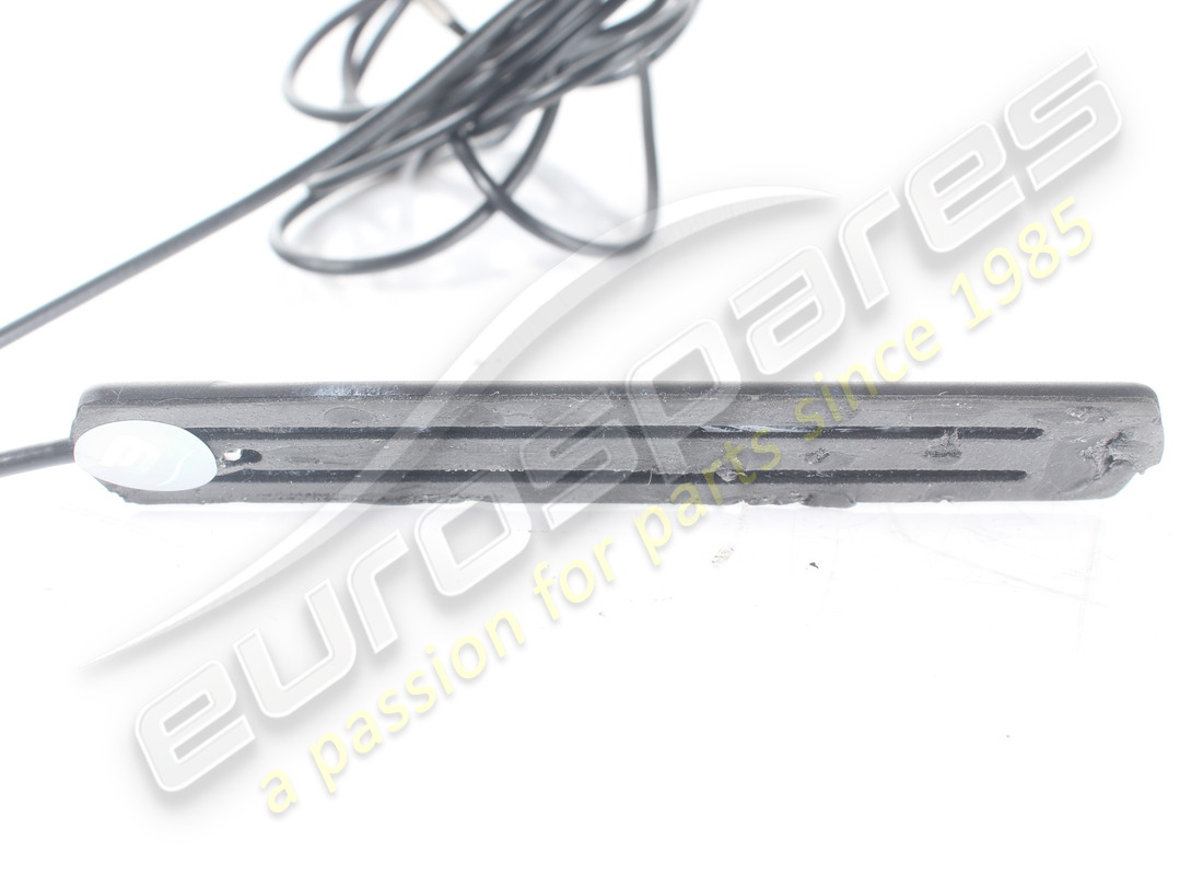 USED FERRARI GLONASS GSM ANTENNA. PART NUMBER 336507 (4) used ferrari glonass gsm antenna. part number 336507 (4)