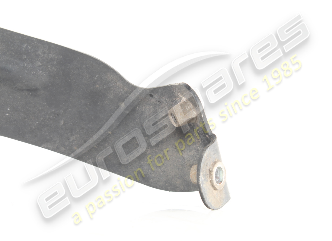 used ferrari rh lateral bracket. part number 85467800 (4)