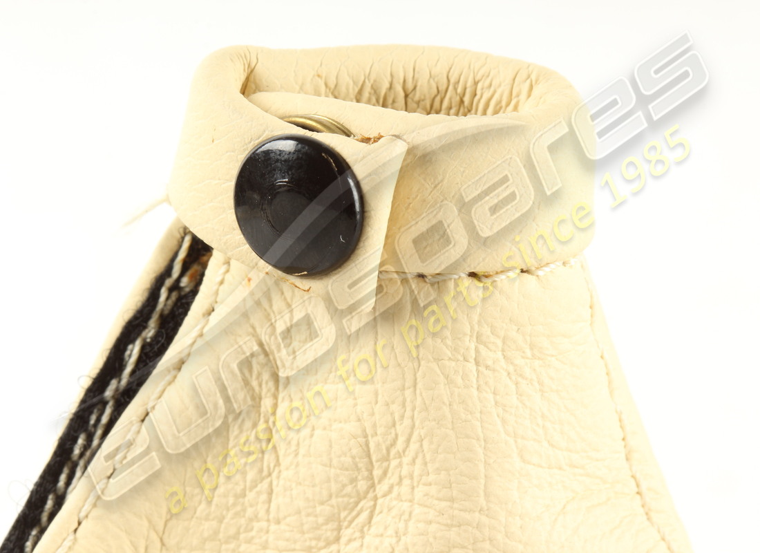 new (other) maserati automatic gear lever leather surround - rhd - cream. part number 981001402 (6)