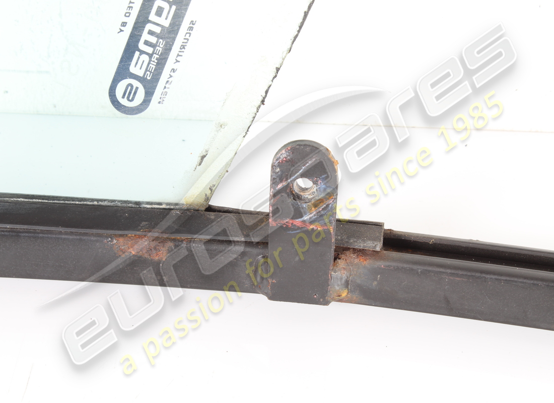 used eurospares lh quarter glass & frame for gts. part number eap1721800 (3)