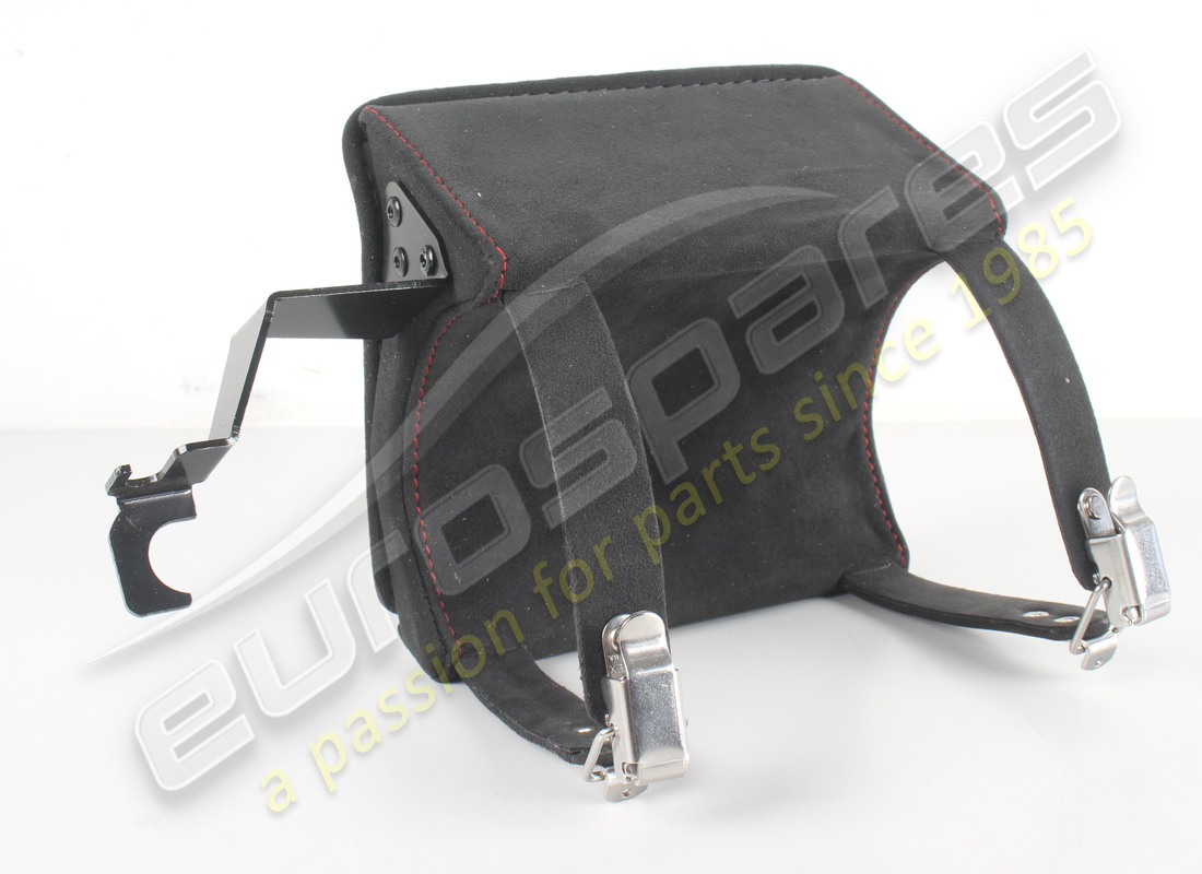 new ferrari complete trimmed bracket. part number 84744500 (1)