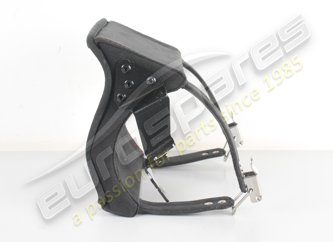 new ferrari complete trimmed bracket. part number 84744500 (2)