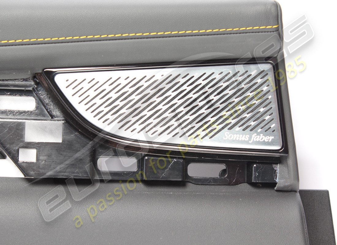 used maserati rear lh door panel assembly. part number 670225954 (3)