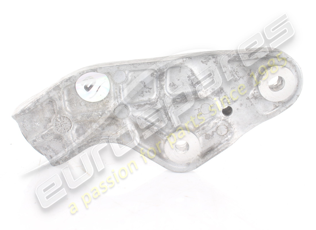 USED FERRARI REAR MOUNT. PART NUMBER 312300 (2) used ferrari rear mount. part number 312300 (2)