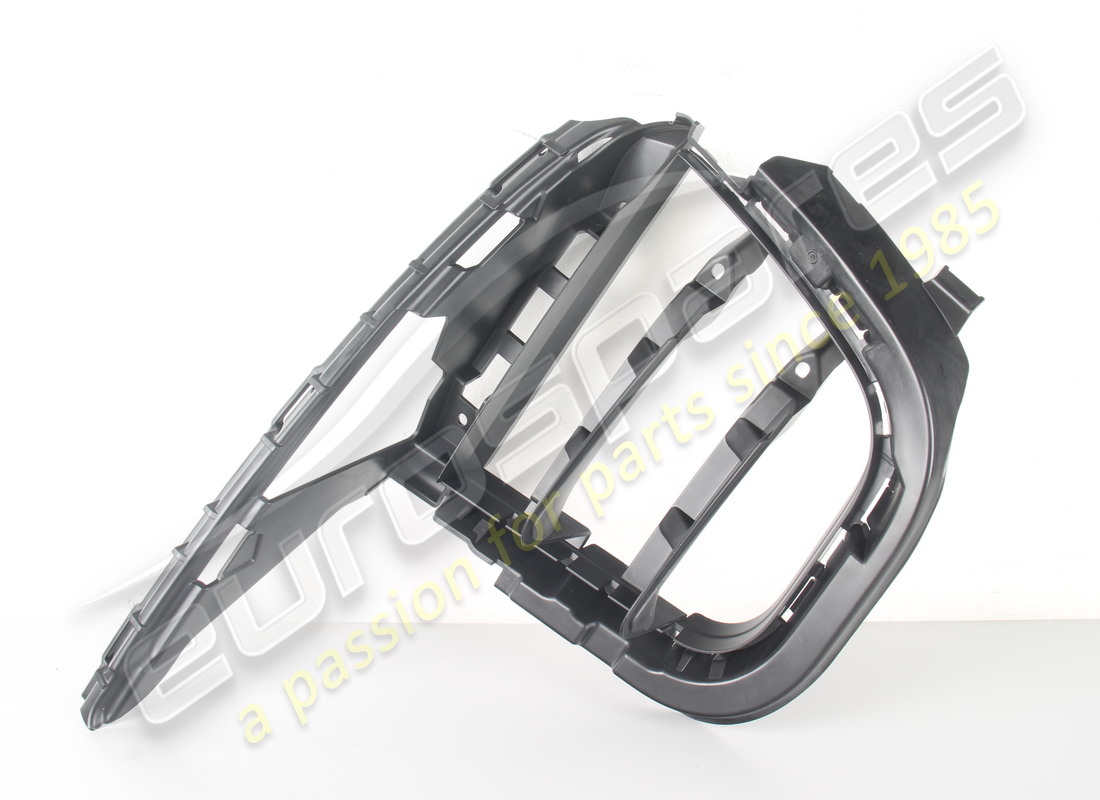 new porsche black grille. part number 95b8076811e0 (1)