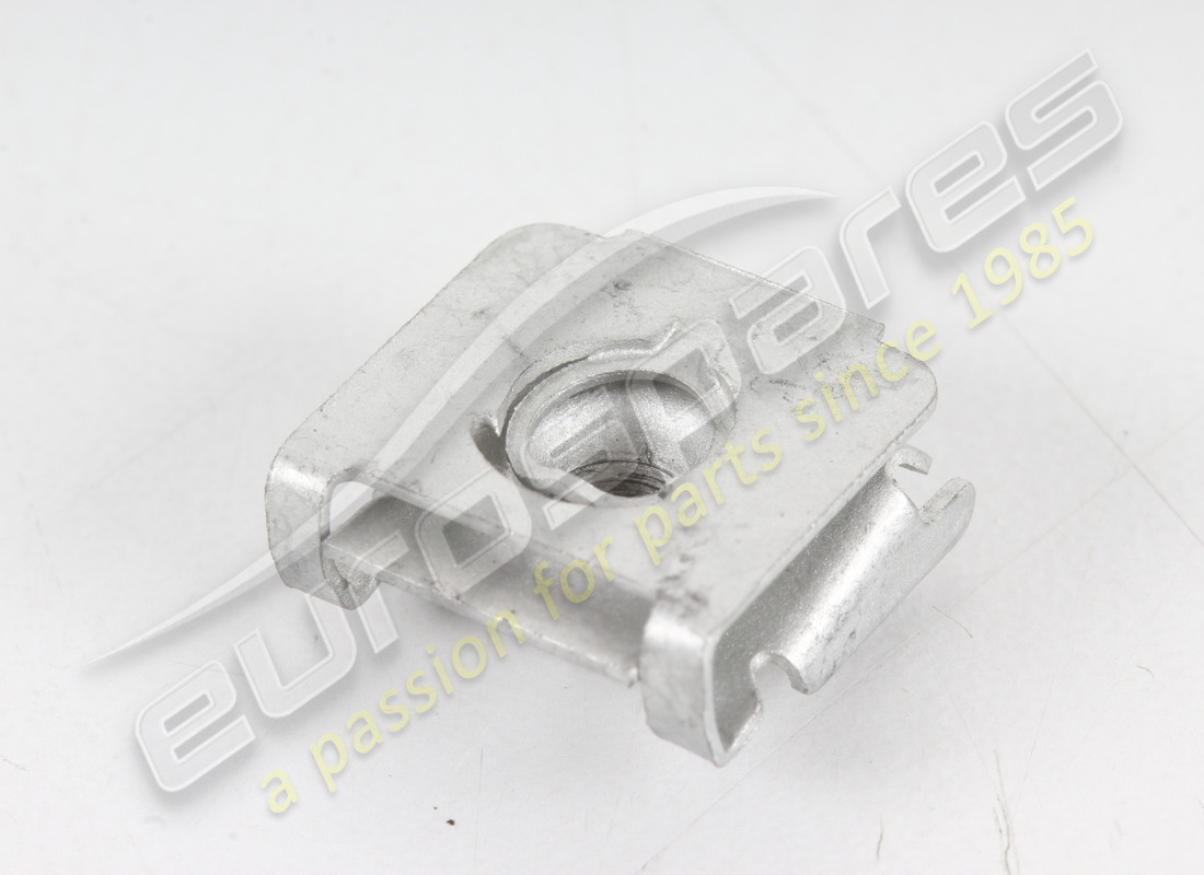 new lamborghini snap nut clamp m5x16.6x17.3. part number n91137101 (2)