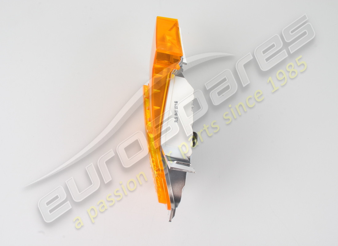 new porsche side marker light. part number 95563103310 (2)