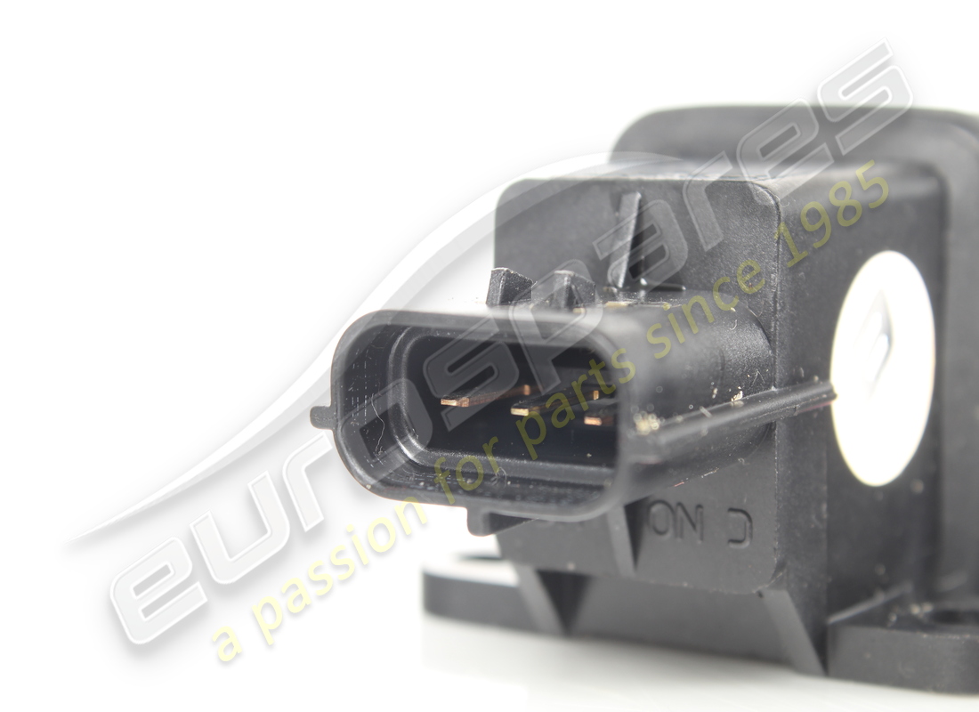 used ferrari inertial switch. part number 163675 (3)