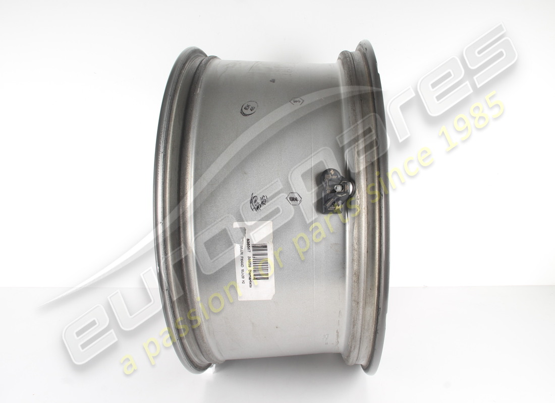 used ferrari rear wheel. part number 855341 (3)
