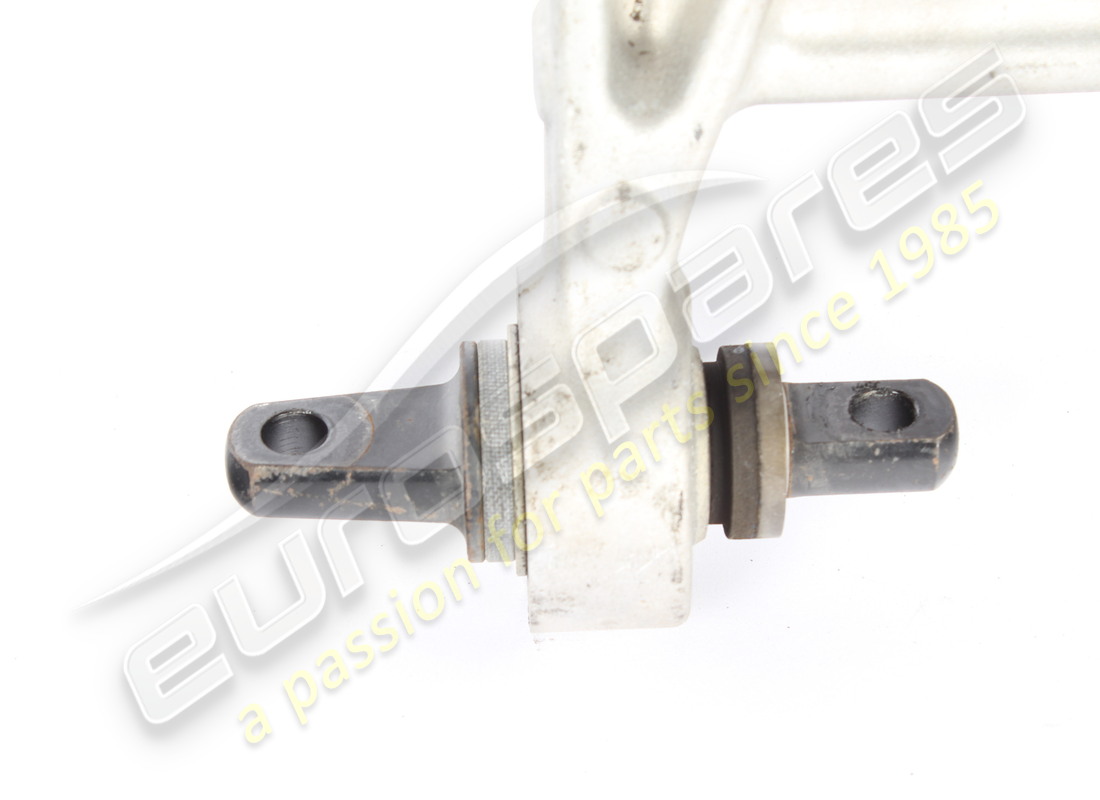 used ferrari lower rh arm. part number 759729 (4)