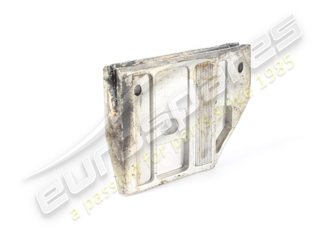 used ferrari rh runner guide. part number 63853600 (2)