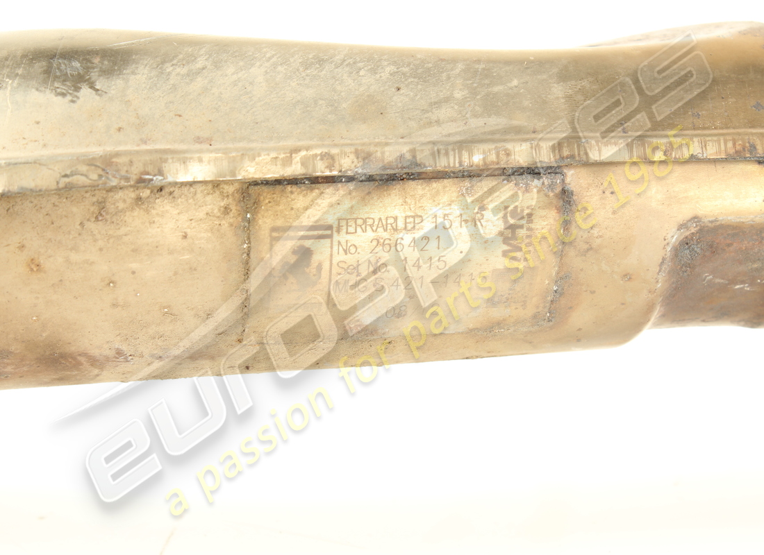 used ferrari rh rear extension. part number 266421 (3)