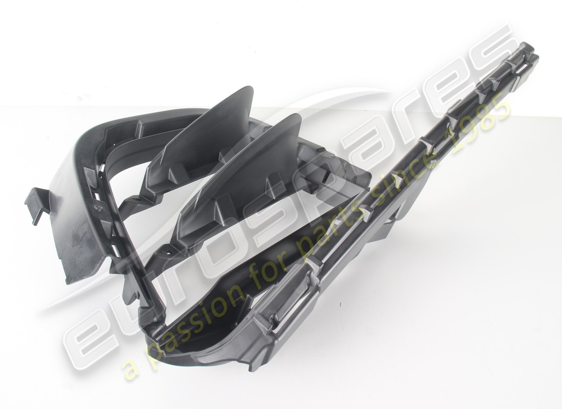 new porsche black grille. part number 95b8076811e0 (2)