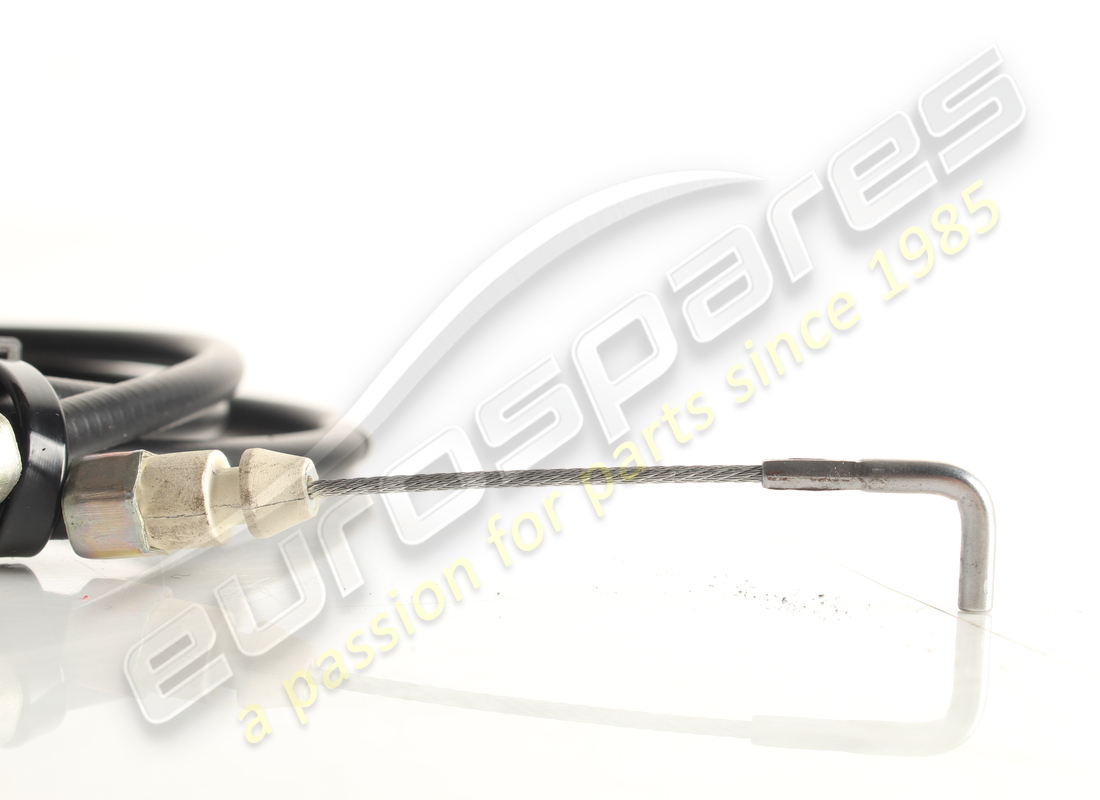 used ferrari vertical lock bowden cable. part number 82085300 (2)