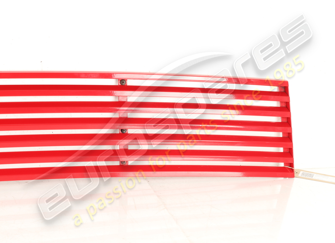 used ferrari bonnet grille. part number 60559600 (3)