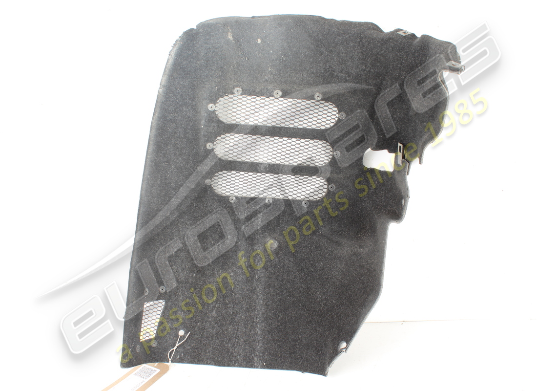 DAMAGED Ferrari SHIELD FOR REAR PART OF REAR . PART NUMBER 84055600 (1)