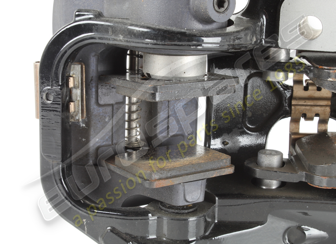 used ferrari complete lh rear calliper. part number 776924 (6)