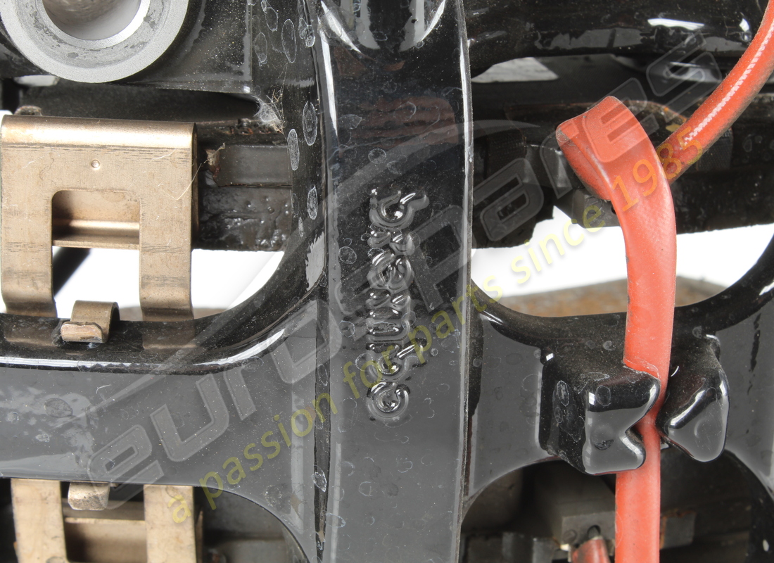 used ferrari complete lh rear calliper. part number 776924 (3)